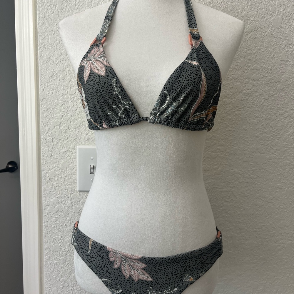 Seafolly Green Floral 2 PC Bikini Swimsuit Bathing suit size AU10 US 6